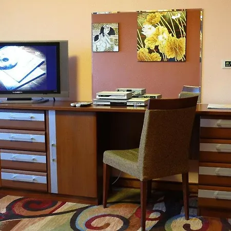 City Szálloda 3*